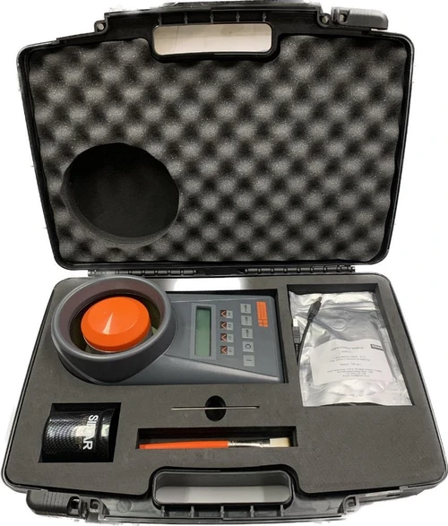 Accuracy:
±0.5%. Typically, 0.3 STD for %H2O (dependent on application).
Repeatability:
0.04-0.15 STD for H2O (dependent on application).
Screen Resolution:
0.1 for H2O, Bulk density and Temperature
Measurement Range:3-30% H2O (dependent on application).
Commodity Calibrations
25
Units of Bulk Density:g/l, kg/hl, lb/bu, lb/cf Customer configurable.
Temperature:°C or °F Customer configurable.
Processor:MSP430 Ultra Low Power 16-bit Micro controller
Output BLE TX Device:BLE653 V5.1 2MBPS. TX wavelength 2.4 - 2.48 GHz
BLE Range:10 Meters line of sight.
BLE Output Data:%H2O, Bulk Density, Temperature
BLE Receiver:Sinar Technology App. See QR code.
Operating Environment:0 to 40°C
Storage Environment:-10 to 70°C none condensing
Instrument Dimensions:(H)11.5cm x (W)16cm x (D)28cm
Instrument Weight:1.3Kg including batteries
Instrument Power Supply:
4 Alkaline Type “C” Size 1.5V Batteries
Battery Life:
Estimated battery life: 50,000 readings dependent on battery quality and ambient temperature.
Sample Cell - Fixed:
290ml Volume or 50-240g
Cell Construction:Aluminum Alloy Polyester Powder Coated.
Case Material: Flame retardant acrylonitrile butadiene styrene (ABS)
Weight Balance:Measures and corrects for weight between 100-240 grams
Temperature Correction:Thermistor sensor. Correction is software programmable.
Instrument USB connector:USB TYPE B