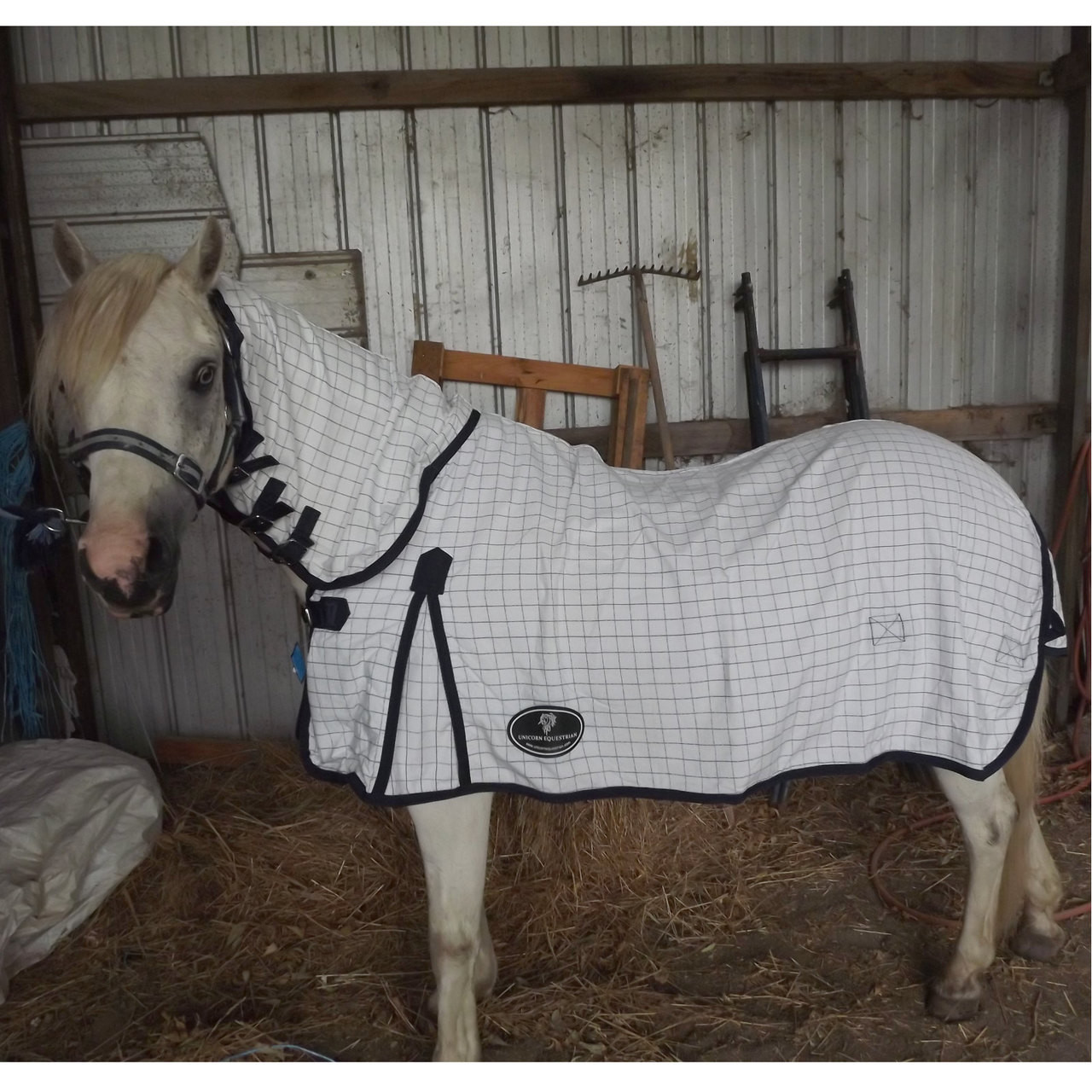 Tough-1 50" EquiRoyal Shaped White Fleece Contoured English Horse Tack 21-9975 