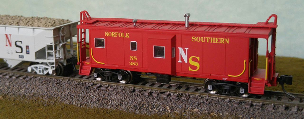 Bluford Shops N 471 International Car Company Bay Window Caboose Norfolk Southern Original Red Scheme Ns 3