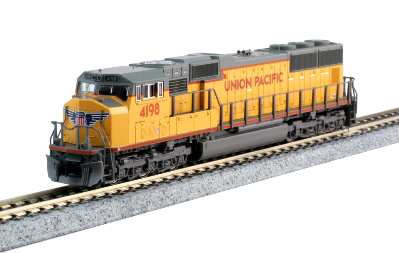 Kato N 176-7608-LS with DCC/ESU LokSound EMD SD70M 'Flat Radiator' Union  Pacific UP #4198