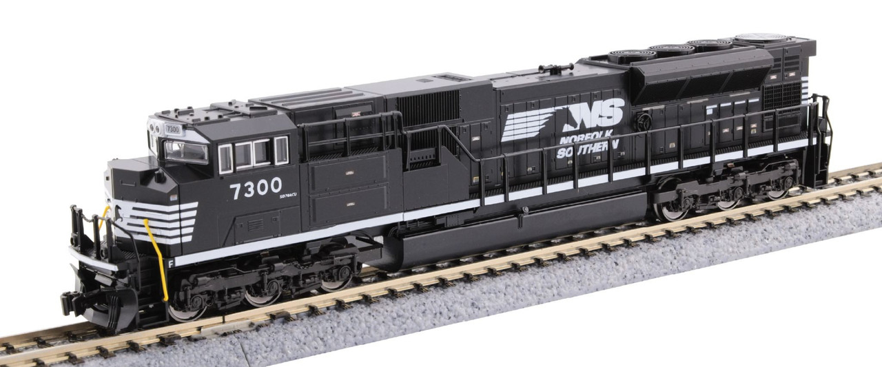 Kato N 176-8560 DCC Ready EMD SD70ACU Locomotive Norfolk Southern