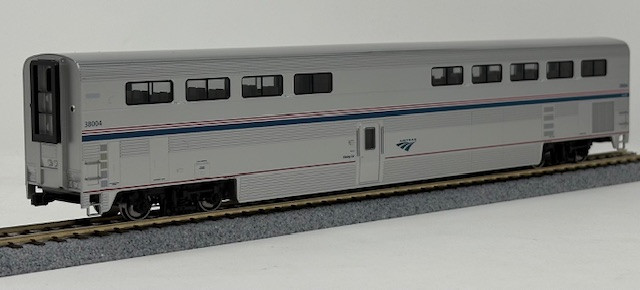 シロHC-KATO HOゲージ Amtrak Superliner Kato HO 35-6076 Superliner I Diner 'Phase VI' Scheme Amtrak #38004