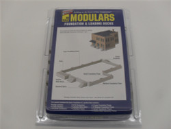 Walthers Modulars HO 933-3724 Foundation and Loading Docks