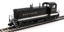 Walthers Mainline HO 910-10676 DCC Ready EMD SW7 Locomotive Phase I Southern Railway SOU #6062