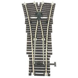 Atlas HO 560 Code 83 Nickel-Silver Rail Brown Ties Custom-Line Mark IV Turnout Wye - 1-Piece