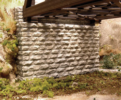 Chooch Enterprises HO 8450 Double-Track Cut Stone Bridge Abutment