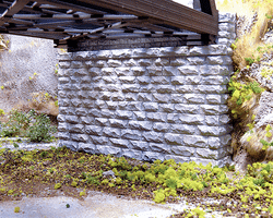 Chooch Enterprises N 9850 Double-Track Cut Stone Bridge Abutment 2-Pack