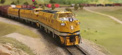 PIKO HO 97453 DCC Ready Krauss-Maffei ML4000 Diesel Locomotive Rio Grande D&RGW #4002