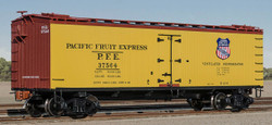 ScaleTrains Fox Valley Models HO SXT15091 PC&F R-40-2 Wood Reefer Pacific Fruit Express/Southern Pacific PFE #37564