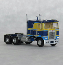 Trainworx N 41056 Kenworth K100 Tractor w/VIT Flat-Top Sleeper Cab Potomac Blue and Yellow