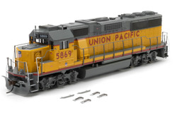 Athearn HO ATH-1110 DCC Ready EMD GP60 Locomotive Union Pacific UP #5869