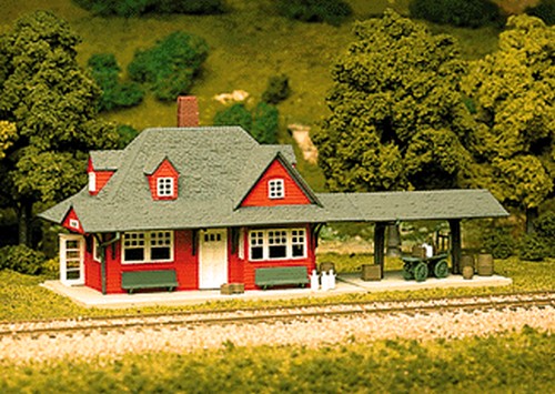 Atlas HO 706 Passenger Station - Kit