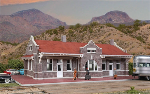 Walthers Cornerstone HO 933-4055 Brick Mission-Style Depot - Kit