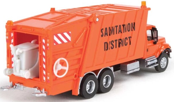 Walthers SceneMaster HO 949-11770 International 7600 Dual-Axle Garbage Truck Orange 'Sanitation District'