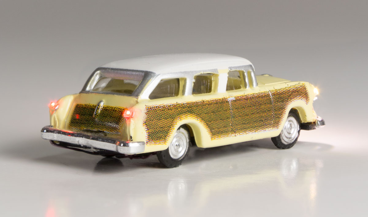 Woodland Scenics N JP5619 Just Plug Vehicles - Station Wagon
