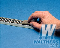 Walthers 949-521 Bright Boy Track Cleaner