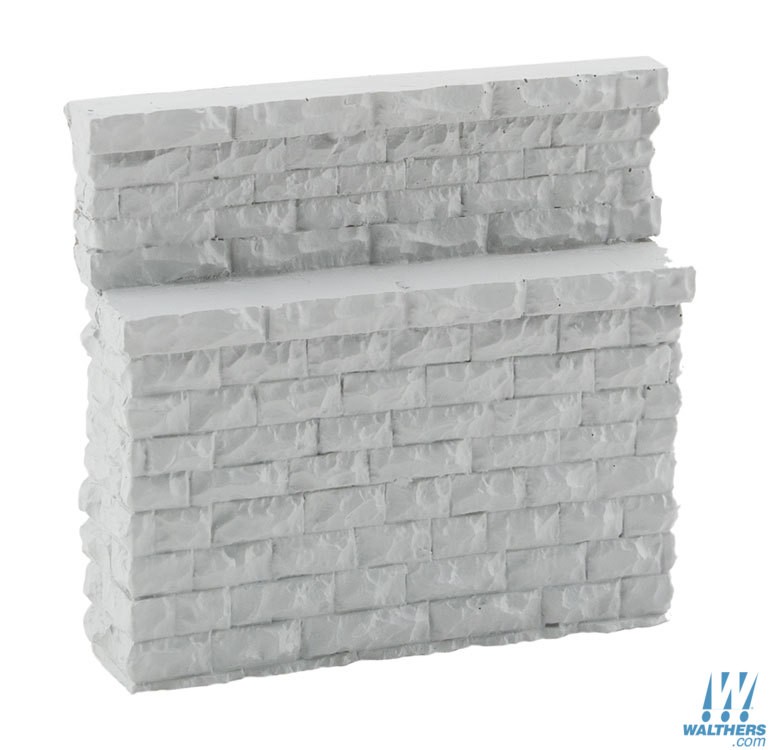 Walthers Cornerstone 933-4585 Single Track RR Bridge Stone Abutment - Low - Resin Casting