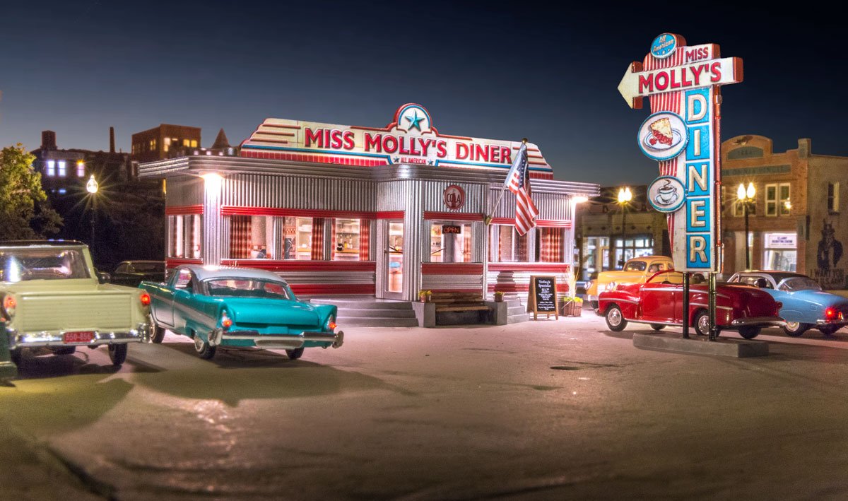 Woodland Scenics N BR4956 Built & Ready Miss Molly's Diner