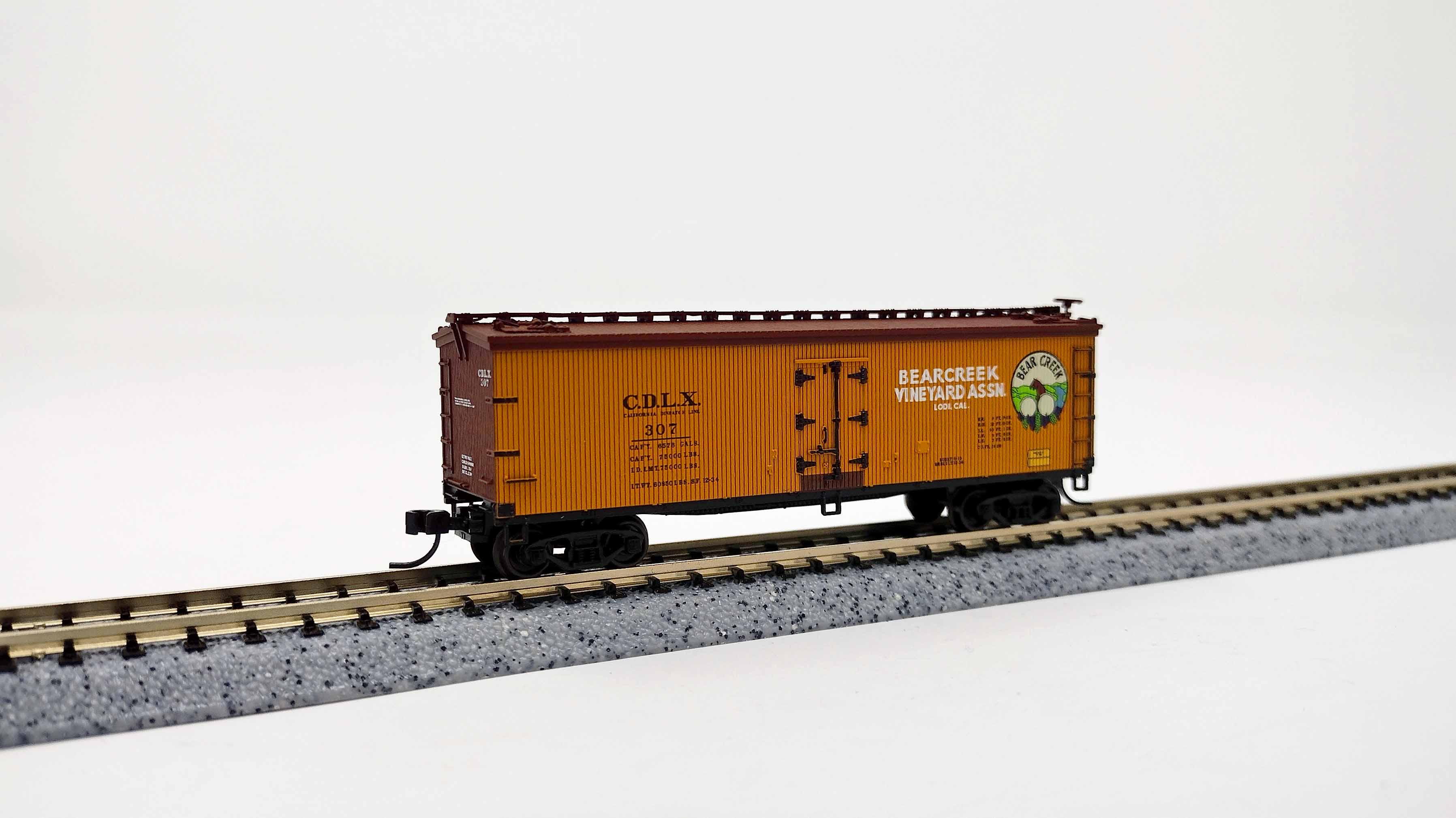 Atlas N 50001656 40' Wood Reefer Bear Creek Vinyards CDLX #307