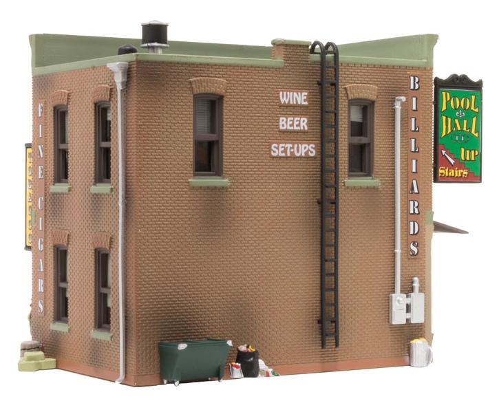 Woodland Scenics BR5024 HO Built Up Corner Emporium