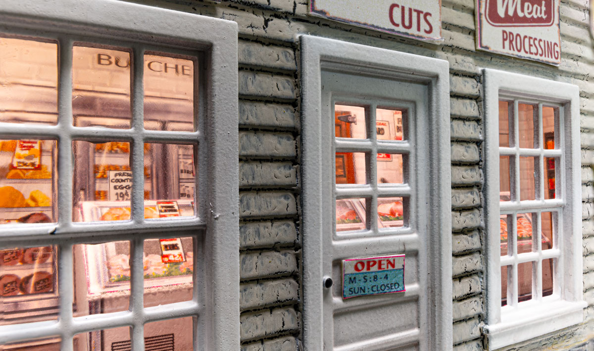 Woodland Scenics BR5068 HO Built Up Carver's Butcher Shoppe