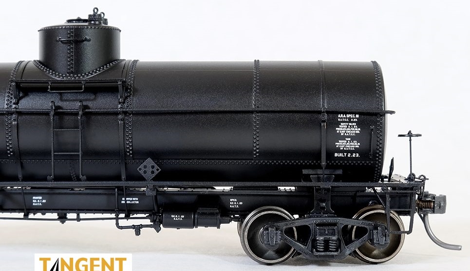 Tangent Scale Models HO 19023-03 General American GATC 8,000 Gallon 1917-Design Radial Course Tank Car CONX ‘Continental Oil 1923+ Lease’ CONX #2630