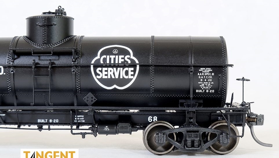 Tangent Scale Models HO 19024-01 General American GATC 8,000 Gallon 1917-Design Radial Course Tank Car ‘Cities Service Oil (Penn) 1937+’ CSOX #68