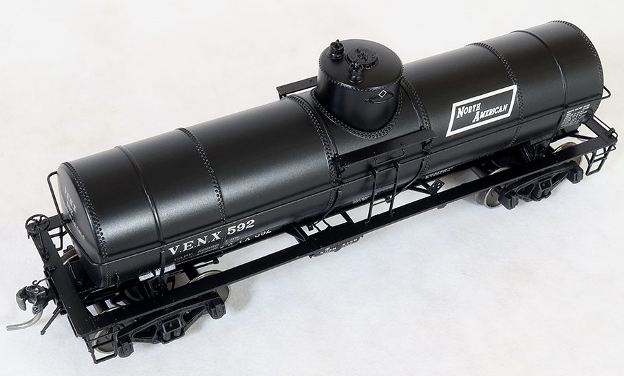 Tangent Scale Models HO 19025-03 General American GATC 8,000 Gallon 1917-Design Radial Course Tank Car VENX '1964 North American Lease' VENX #592