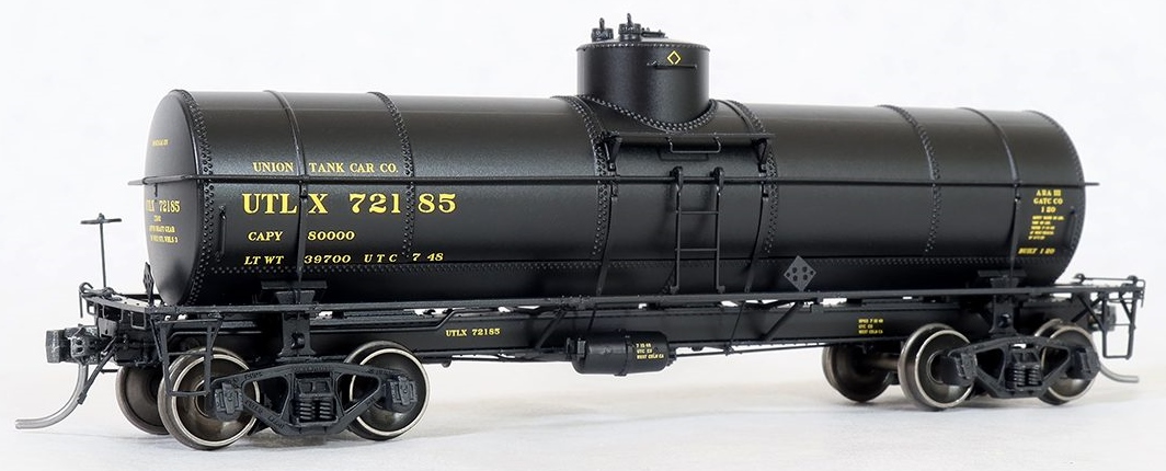 Tangent Scale Models HO 19026-03 General American GATC 8,000 Gallon 1917-Design Radial Course Tank Car UTLX ‘Black Repaint 1948+’ UTLX #72164