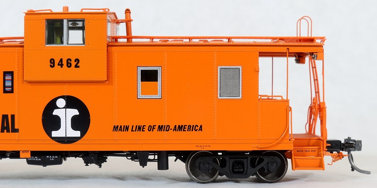 Tangent Scale Models HO 60210-07 IC Centralia Shops Steel Wide-Vision Caboose Illinois Central 'Original Orange Split Rail 1970' IC #9477