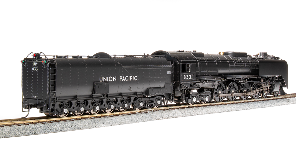 Broadway Limited Imports HO 7361 Union Pacific 4-8-4 Class FEF-2 with Paragon4 Sound/DC/DCC and Smoke 'Black & Graphite' UP #833
