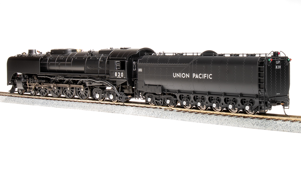 Broadway Limited Imports HO 7363 Union Pacific 4-8-4 Class FEF-2 with Paragon4 Sound/DC/DCC and Smoke 'Black & Graphite' UP #820