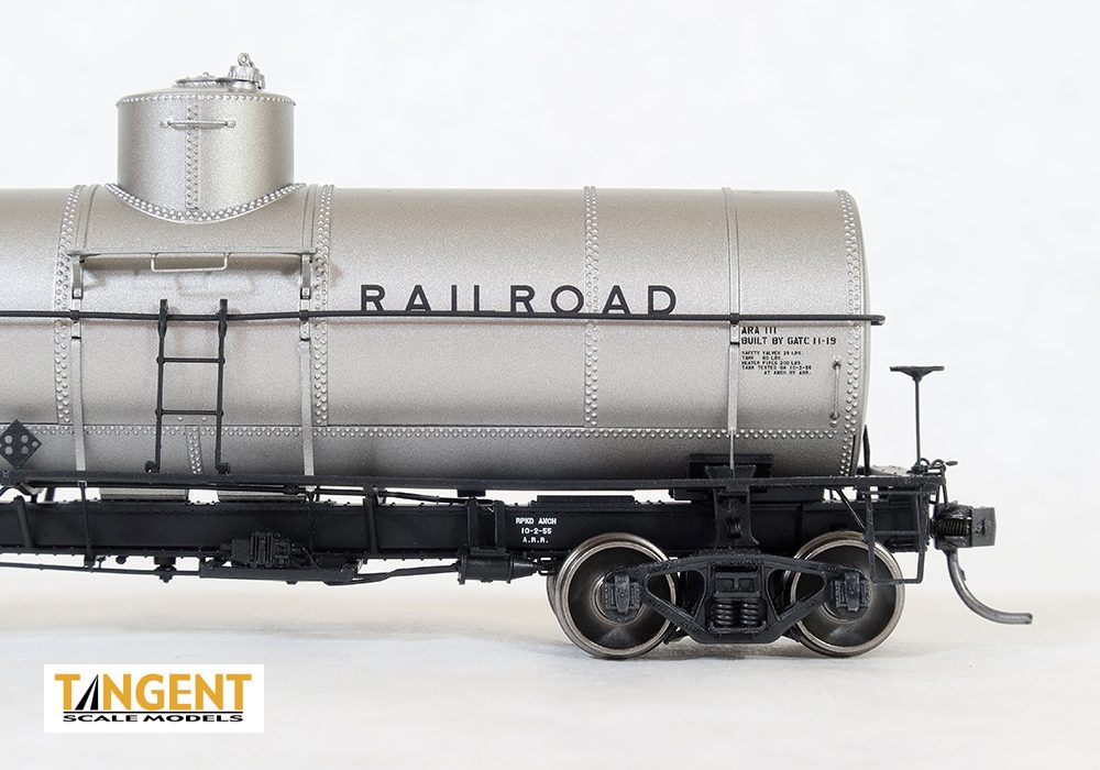 Tangent Scale Models HO 19066-04 General American 1917-design 10,000 Gallon Insulated Tank Car Alaska Railroad '1955+' ARR #9016