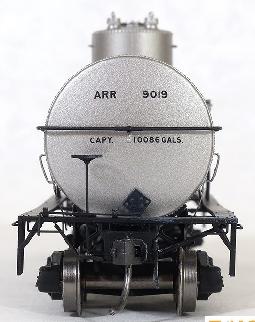 Tangent Scale Models HO 19066-04 General American 1917-design 10,000 Gallon Insulated Tank Car Alaska Railroad '1955+' ARR #9016