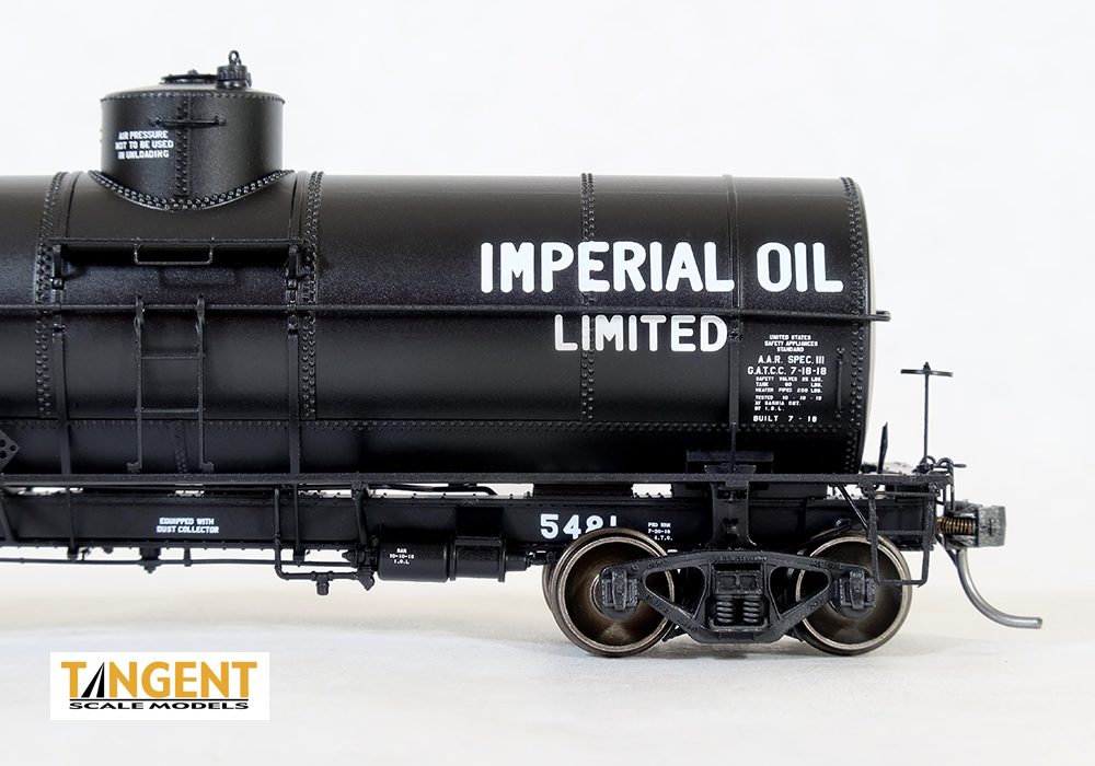 Tangent Scale Models HO 19070-04 General American 1917-design 10,000 Gallon Insulated Tank Car 'Imperial Oil Limited 1918+' IOX #5484
