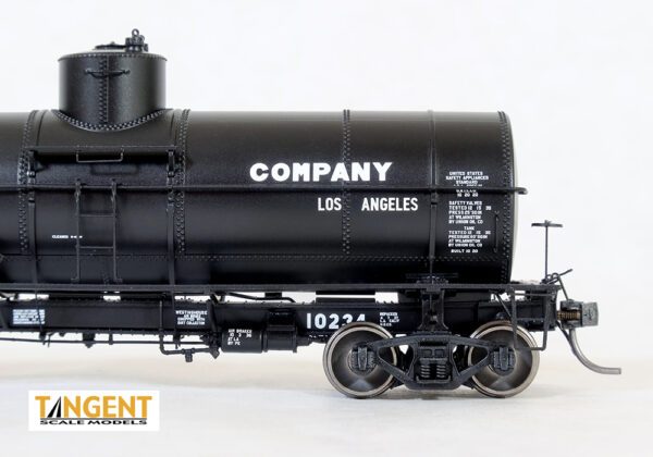 Tangent Scale Models HO 19072-10 General American 1917-design 10,000 Gallon Insulated Tank Car 'Union Oil of California 1937+' UOCX #10240