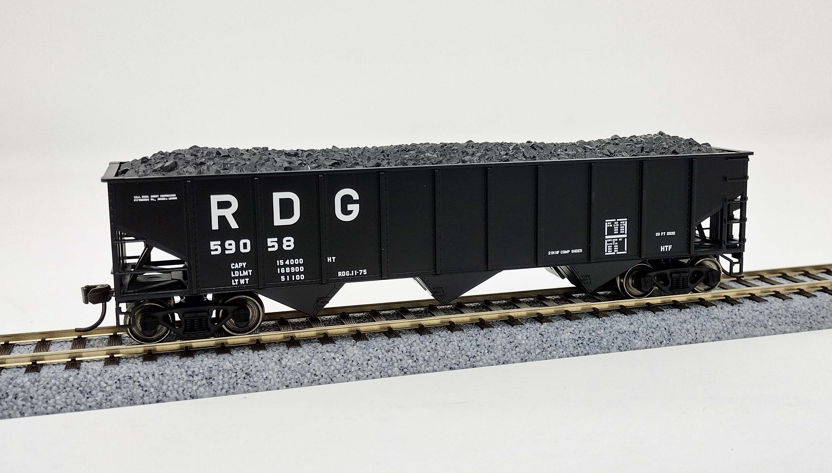 Atlas Trainman HO 20006926 AAR 70 Ton 9-Panel 3-Bay Open Hopper Standard End Reading RDG #59058