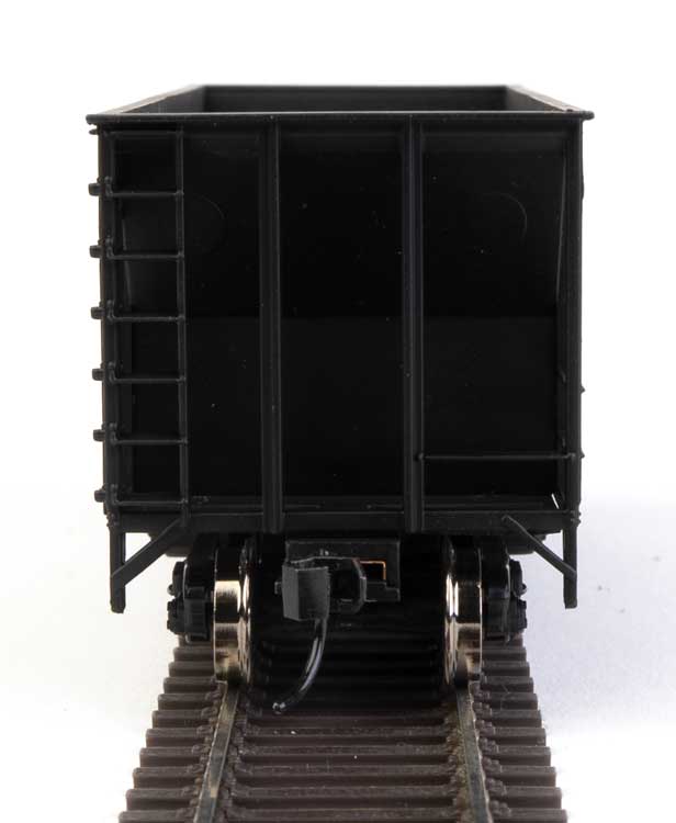 Walthers Mainline HO 910-56631 34' 100-Ton 2-Bay Hopper Union Pacific WP #10951