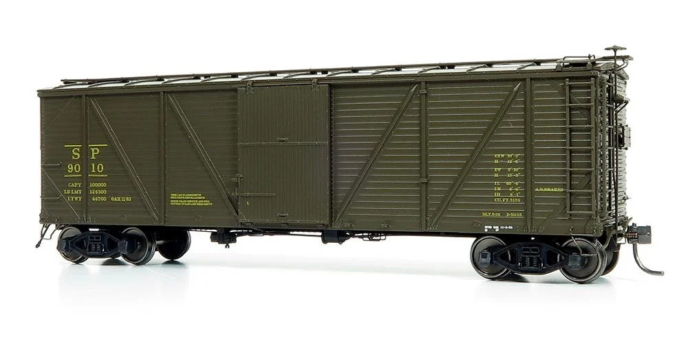 Rapido Trains Inc HO 171005-9001 Southern Pacific B-50-15 Boxcar 'Passenger scheme ' As Built w/ Viking Roof SP #9001