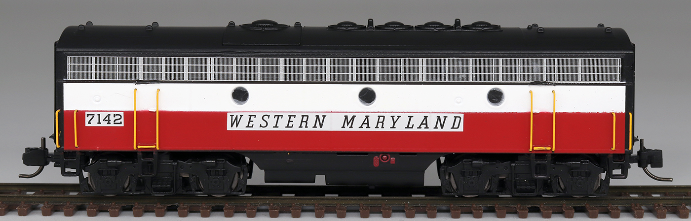 Intermountain N 69794S-01 DCC/ESU LokSound 5 Equipped EMD F7B Locomotive Western Maryland 'Circus Scheme' WM #408