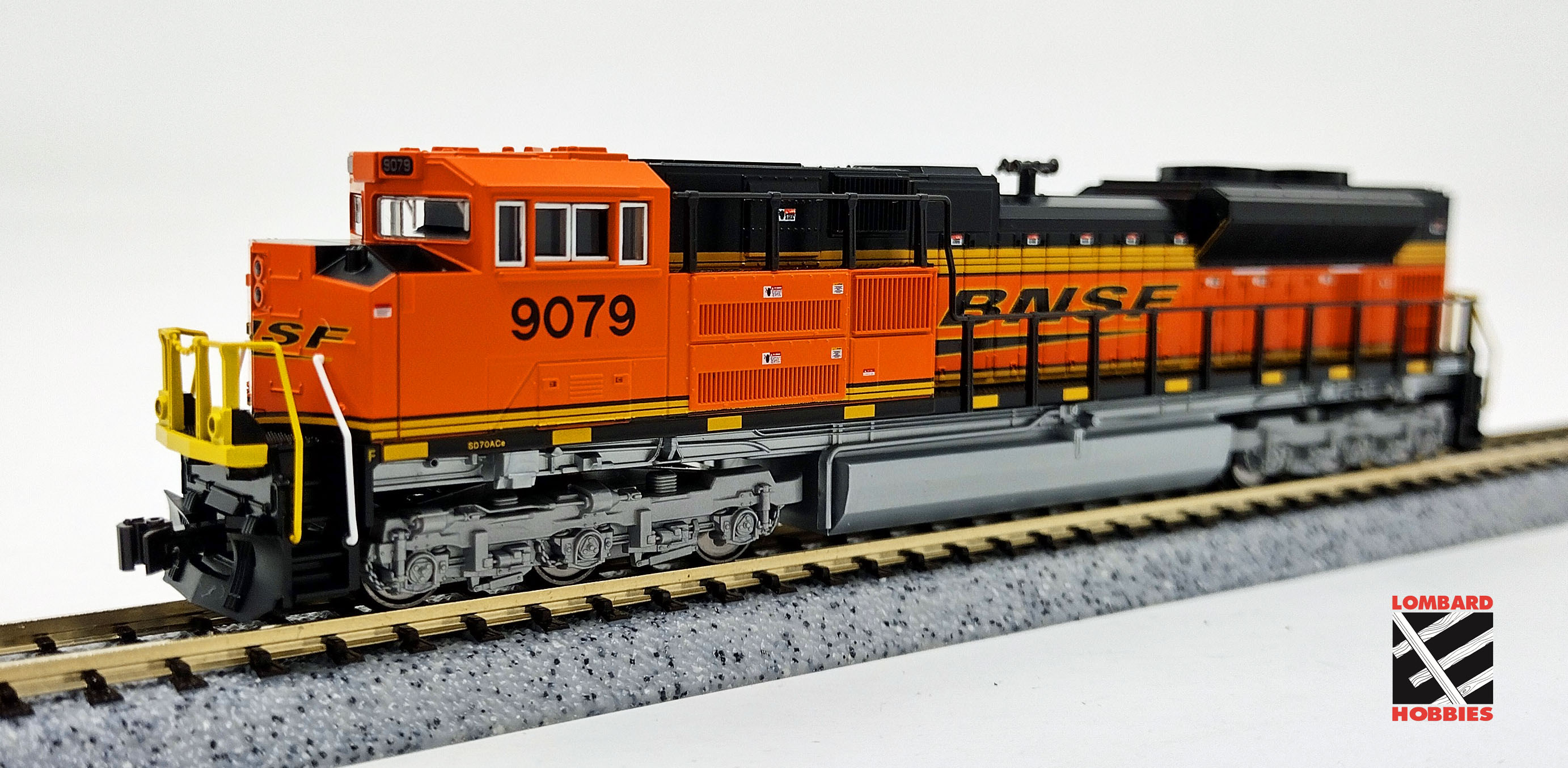 Kato N 176-8527 DCC Ready EMD SD70ACe Locomotive with Nose Headlight BNSF Railway 'Wedge Logo' BNSF #9079