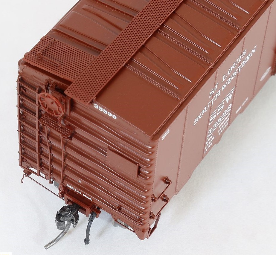 Tangent Scale Models HO 23122-03 Pullman-Standard Southern Pacific Lines Postwar 40'6" Box Car w/ 7′ Door St. Louis Southwest Brown 'Delivery 1951+' SSW #33861
