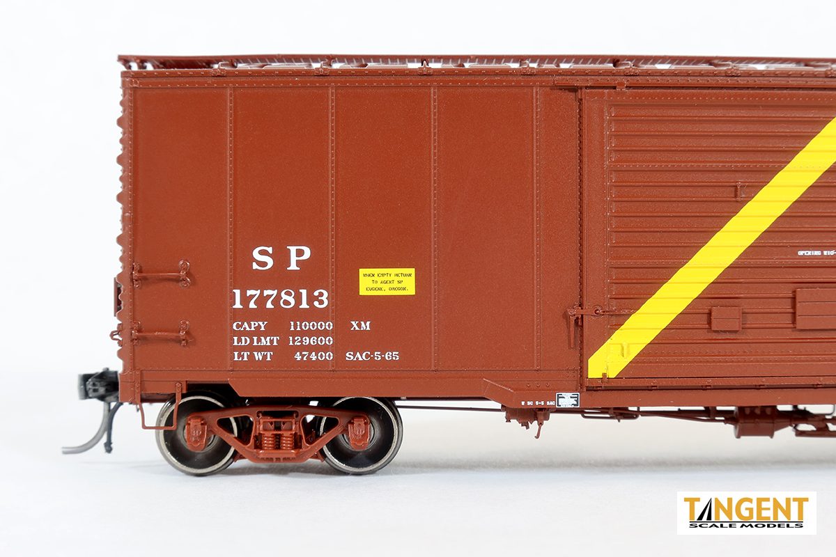 Tangent Scale Models HO 23010-04 SP Sacramento Shops Rebuilt 40-Foot Box Car With 10-Foot Doors 'Southern Pacific Brown Repaint 1965+' SP #177836