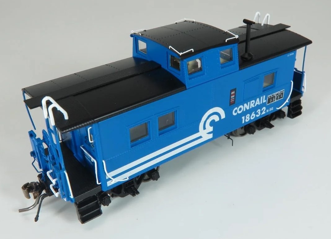 Rapido Trains Inc HO 144031 Northeastern-style Steel Caboose Conrail CR #18627