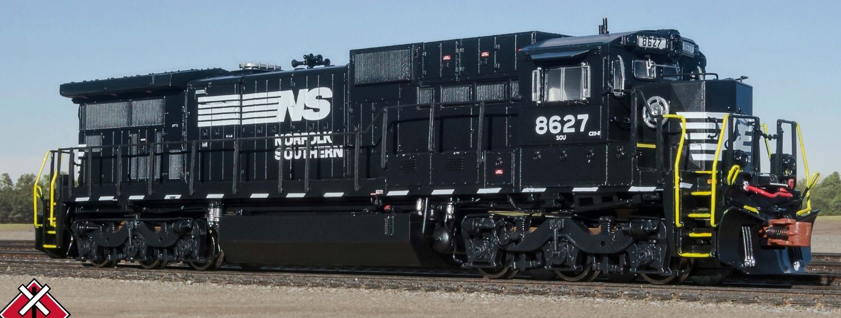 ScaleTrains Rivet Counter N SXT39171 DCC/ESU Loksound 5 Equipped GE C39-8 Locomotive Phase III Norfolk Southern w/Ditch Lights NS #8614