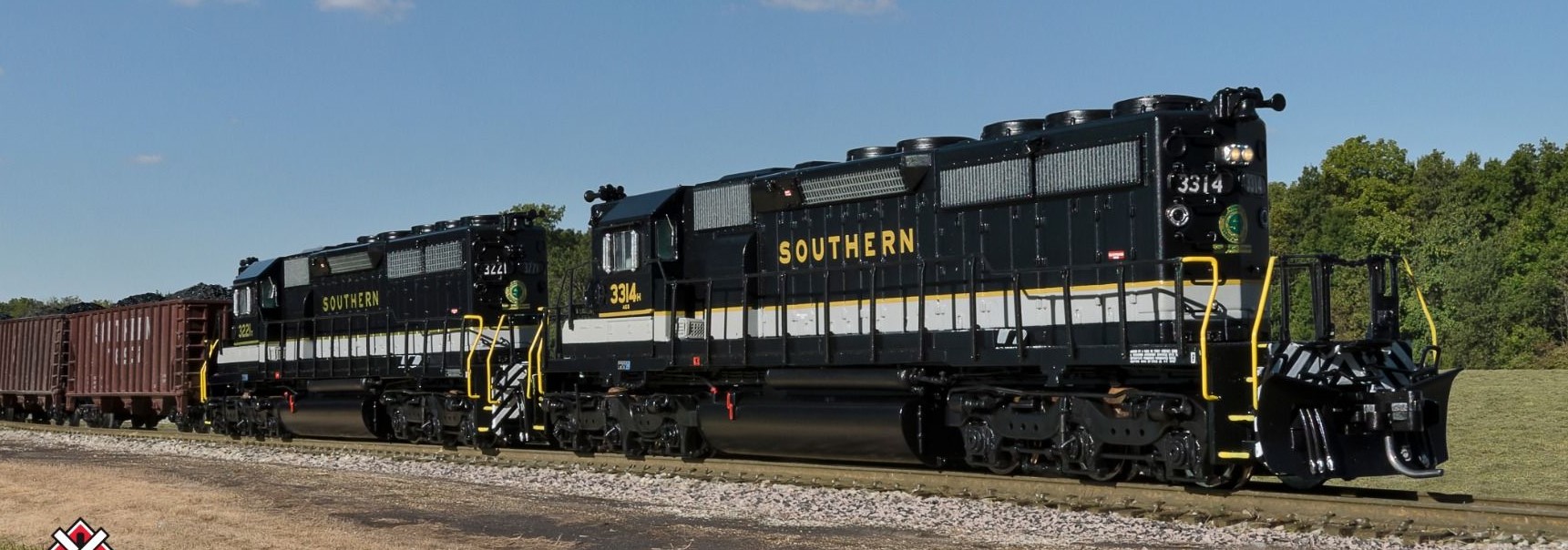 ScaleTrains Rivet Counter N SXT33817 DCC/ESU LokSound V5 Equipped EMD SD40-2 Locomotive Southern High Hood 'Dulux Lettering' SOU #3327K
