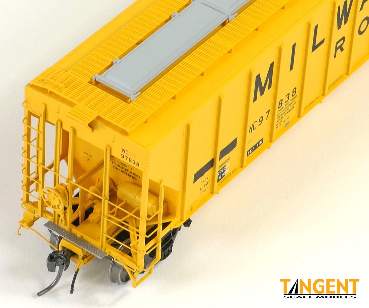 Tangent Scale Models HO 21037-01 Pullman-Standard PS-2 4427 High Side Covered Hopper Wisconsin Central 'Ex-Milwaukee Restencil 1987+' WC #97838