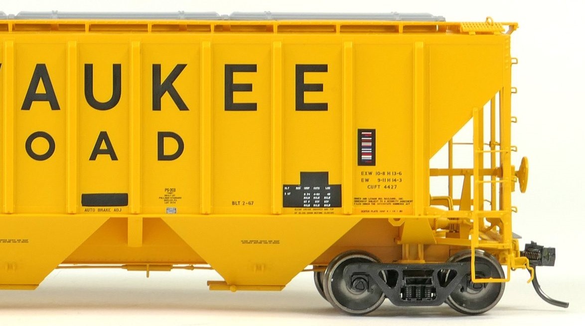 Tangent Scale Models HO 21037-02 Pullman-Standard PS-2 4427 High Side Covered Hopper Wisconsin Central 'Ex-Milwaukee Restencil 1987+' WC #97843