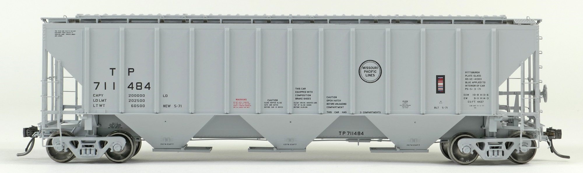 Tangent Scale Models HO 21038-01 Pullman-Standard PS-2 4427 High Side Covered Hopper Texas and Pacific 'Delivery Gray 5-1971' TP #711484