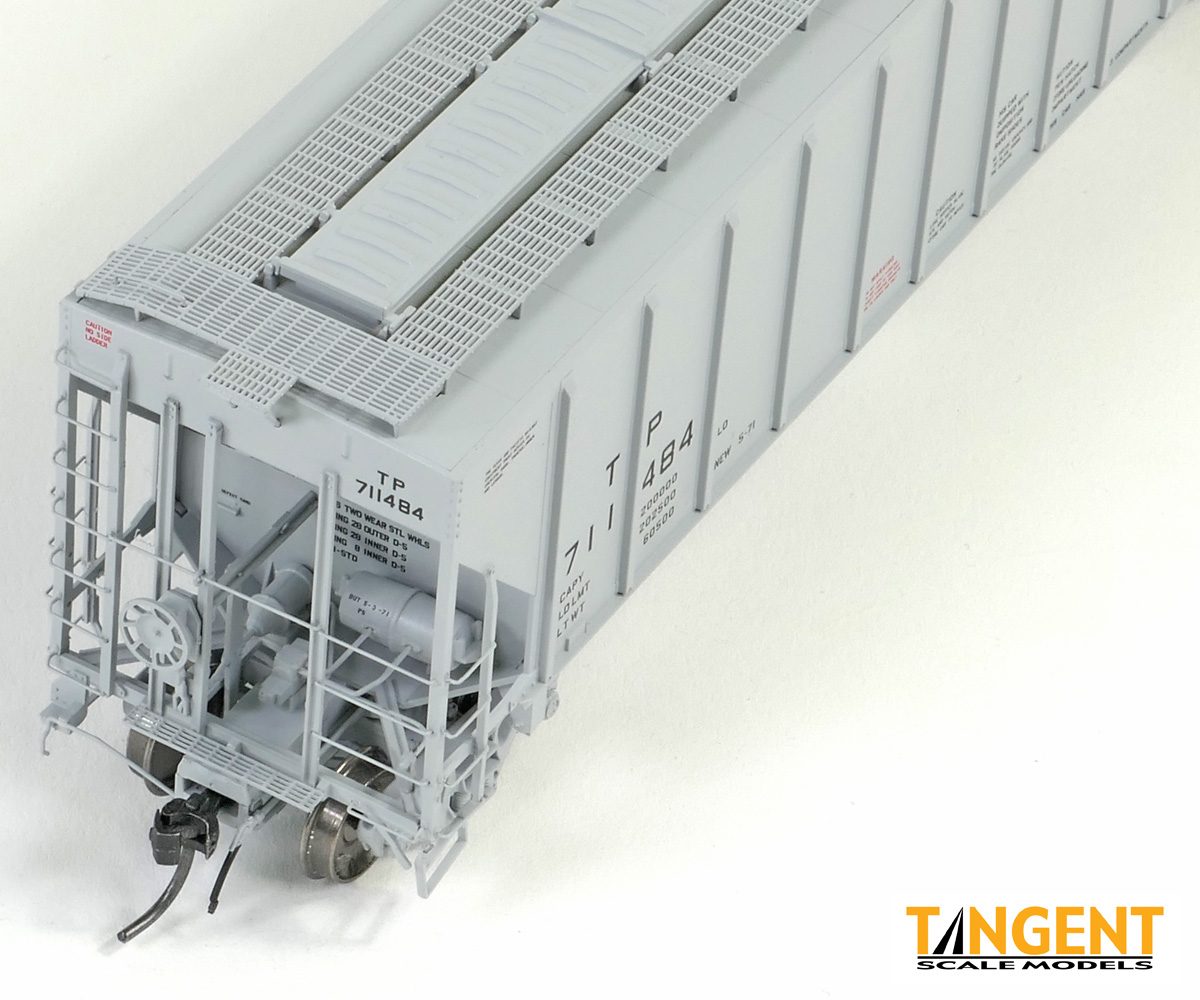 Tangent Scale Models HO 21038-01 Pullman-Standard PS-2 4427 High Side Covered Hopper Texas and Pacific 'Delivery Gray 5-1971' TP #711484